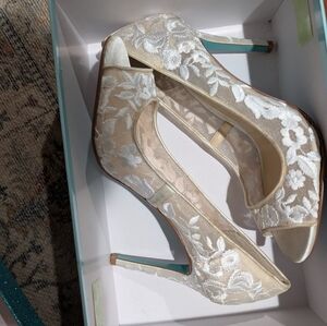 Betsey Johnson Elegant Cream Lace Peep-Toe Heels